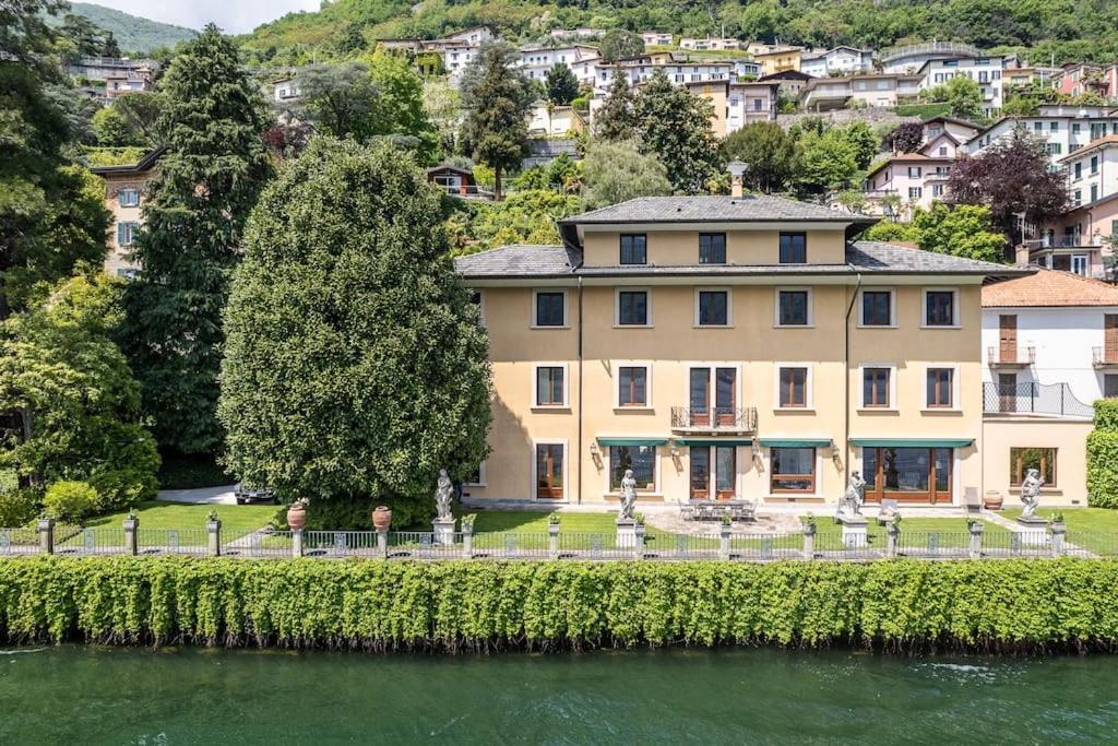 Lakefront 1800s Private Dock, Art Luxury Carate Urio