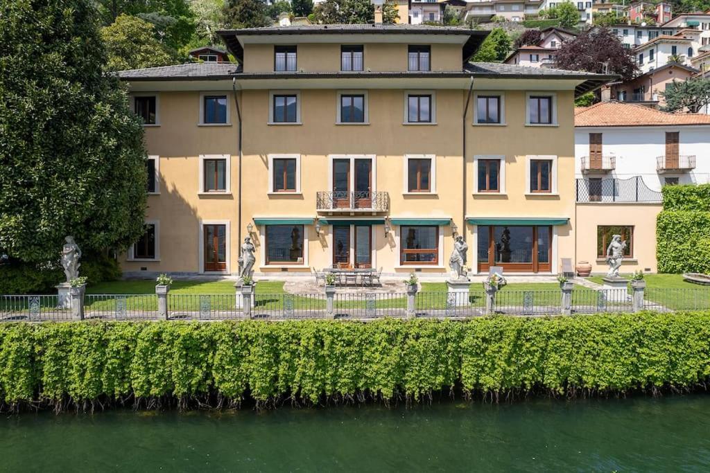 Lakefront 1800s Private Dock, Art Luxury * Carate Urio
