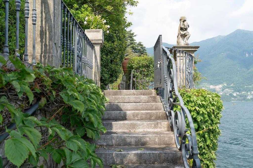 Villa Lakefront 1800s Private Dock, Art Luxury Carate Urio