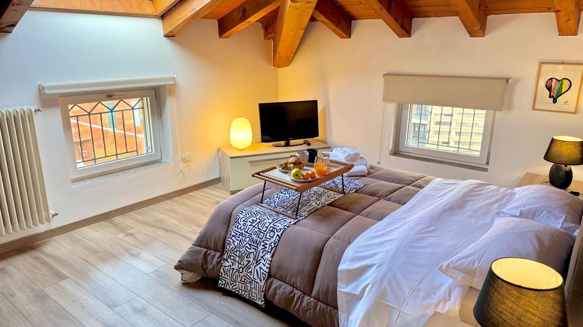 Axelparkcomo Apartment *