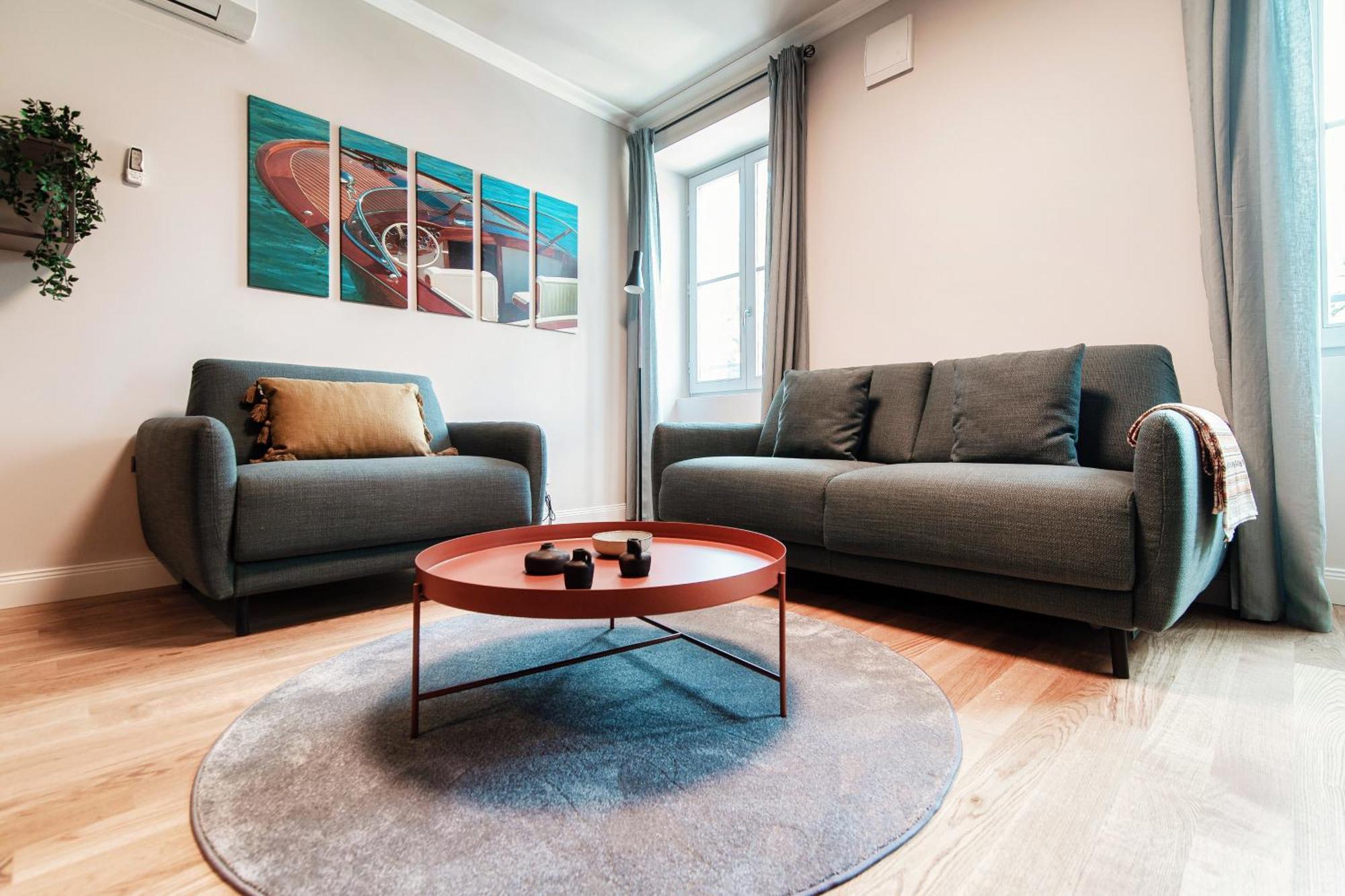 Apartment Palazzo Marinetti - By Myhomeincomo *
