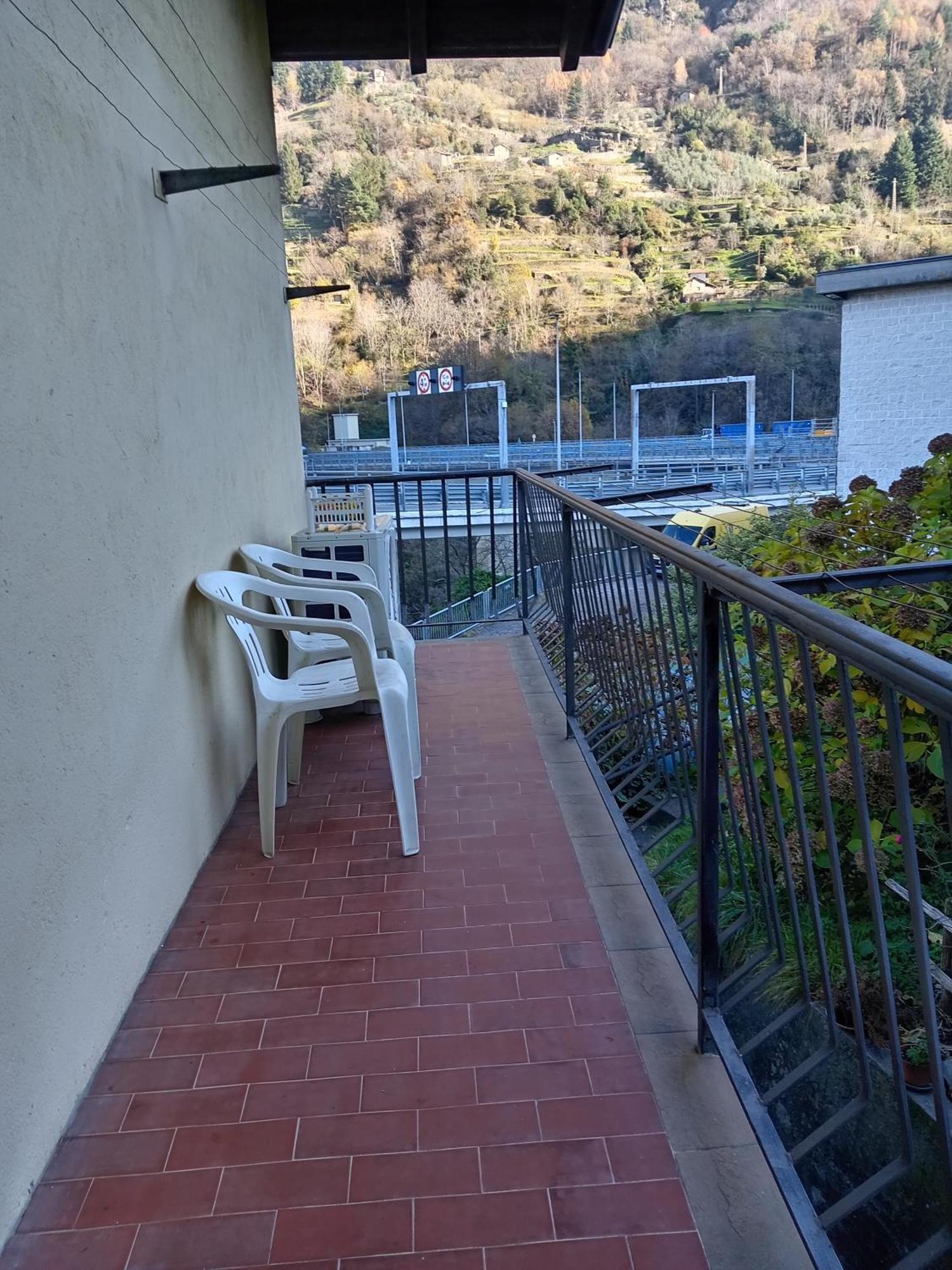 Carlotta House-lt