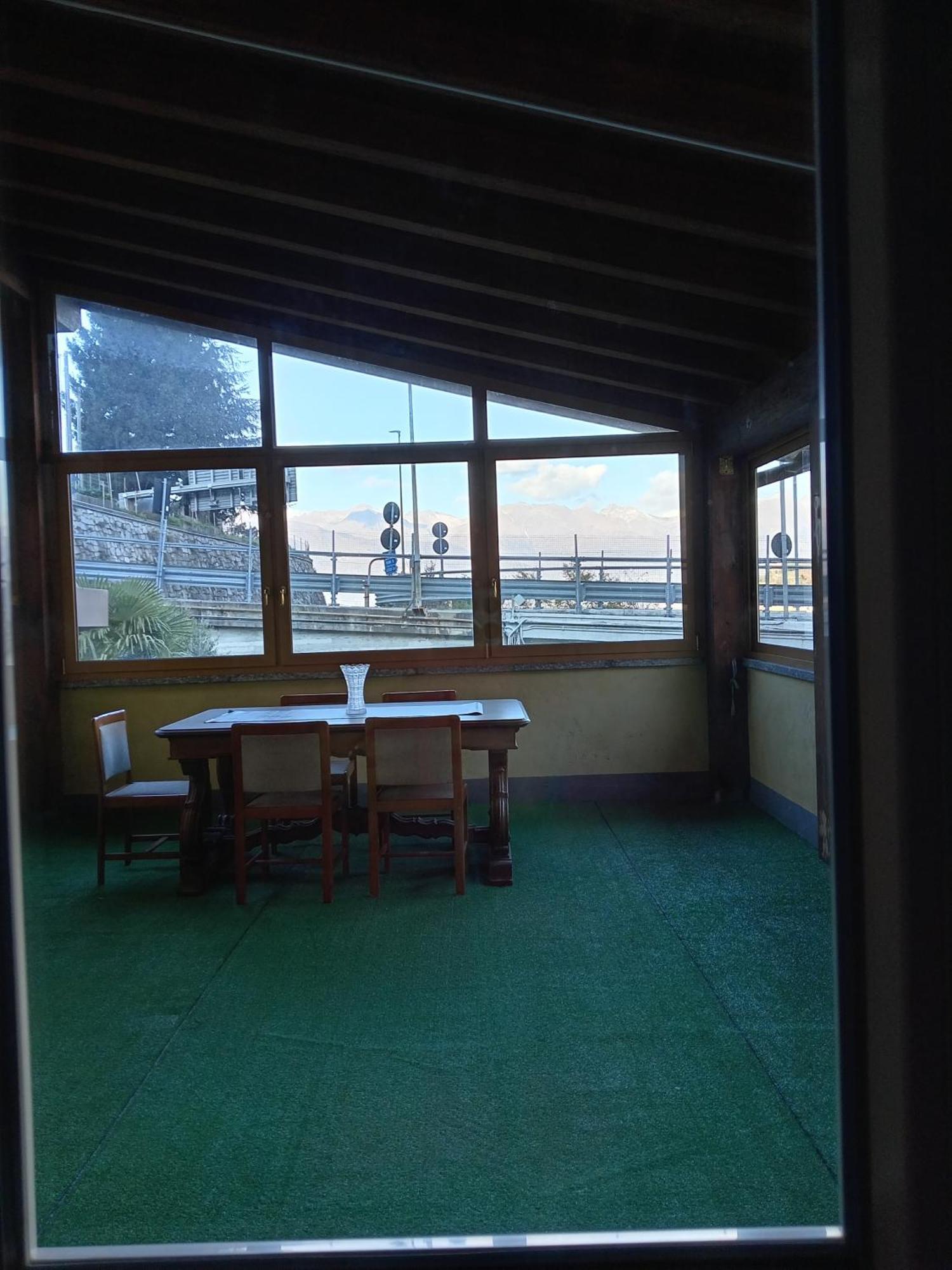Carlotta House-lt * Bellano