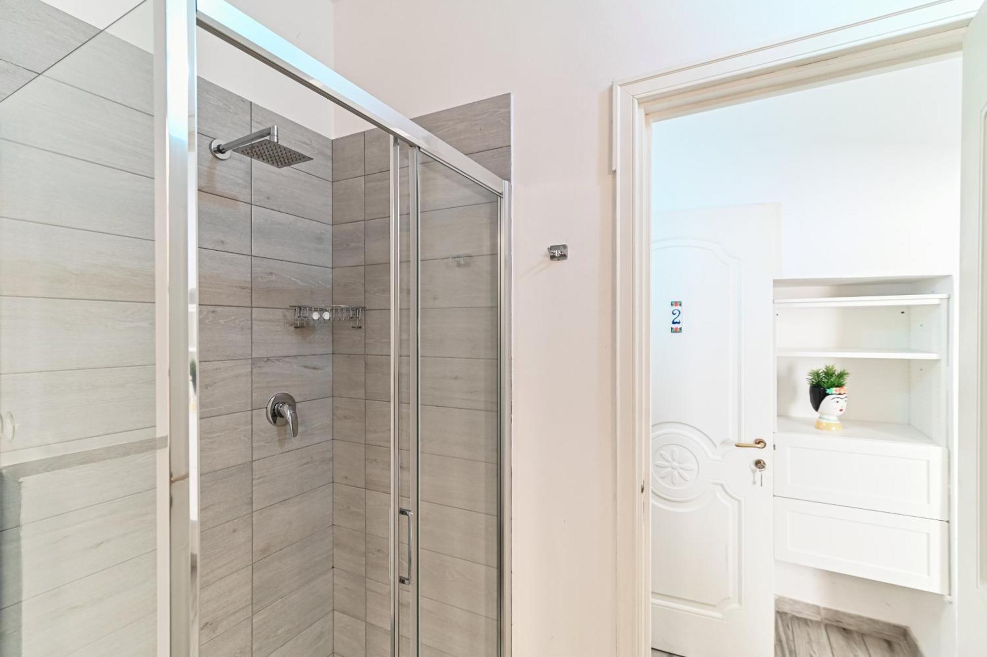 Joivy Chic 5-bed Near Duomo Di Como