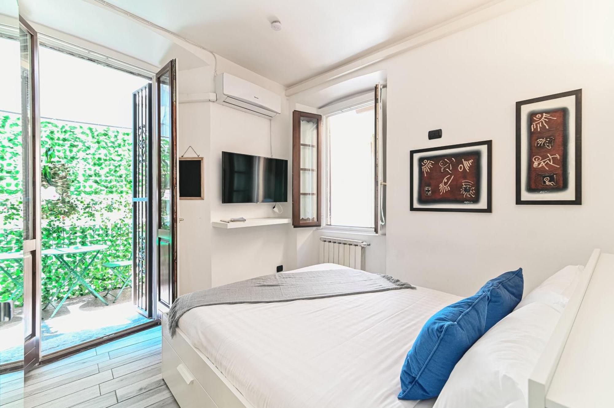 Apartment Joivy Chic 5-bed Near Duomo Di *