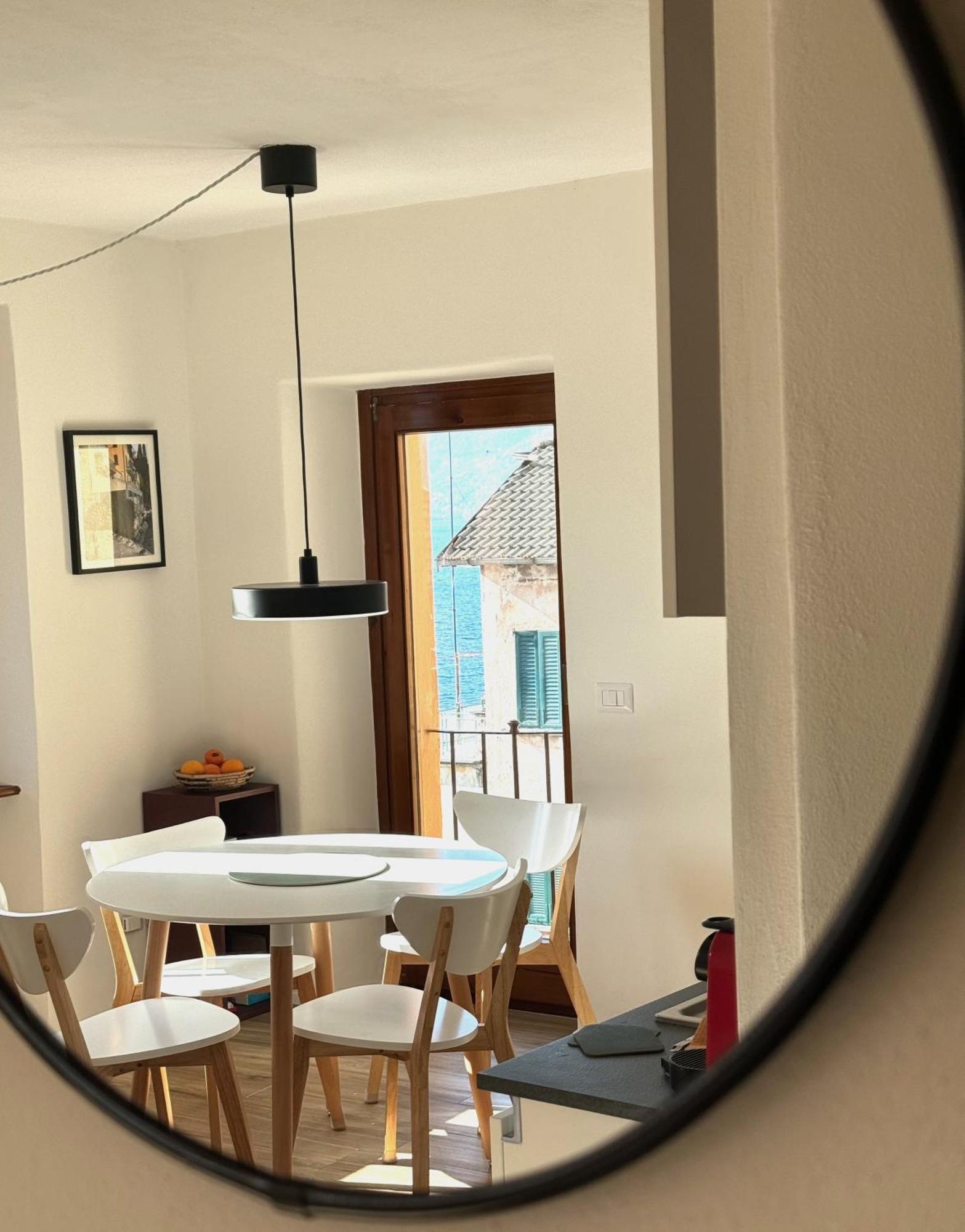 Apartment Via Scale Apartments, Como,