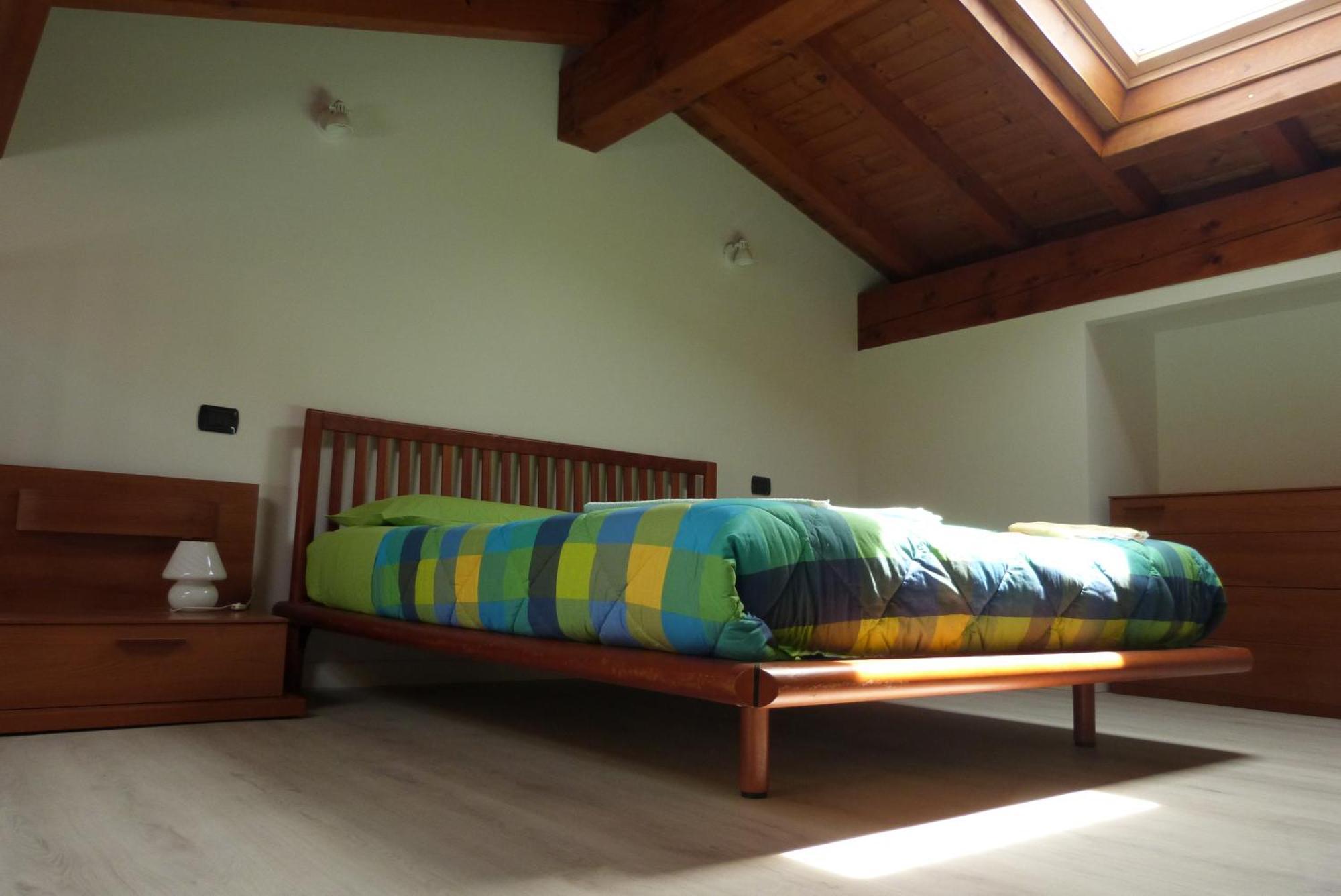 Giardino Tra I Laghi Bed & Breakfast