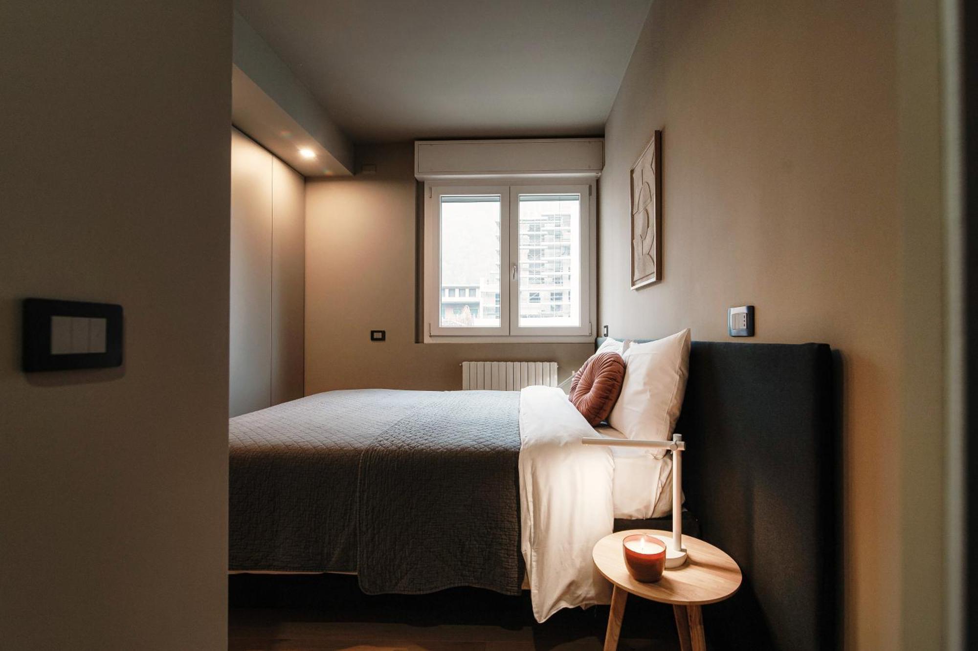 Apartment Scarlett - By Myhomeincomo Como