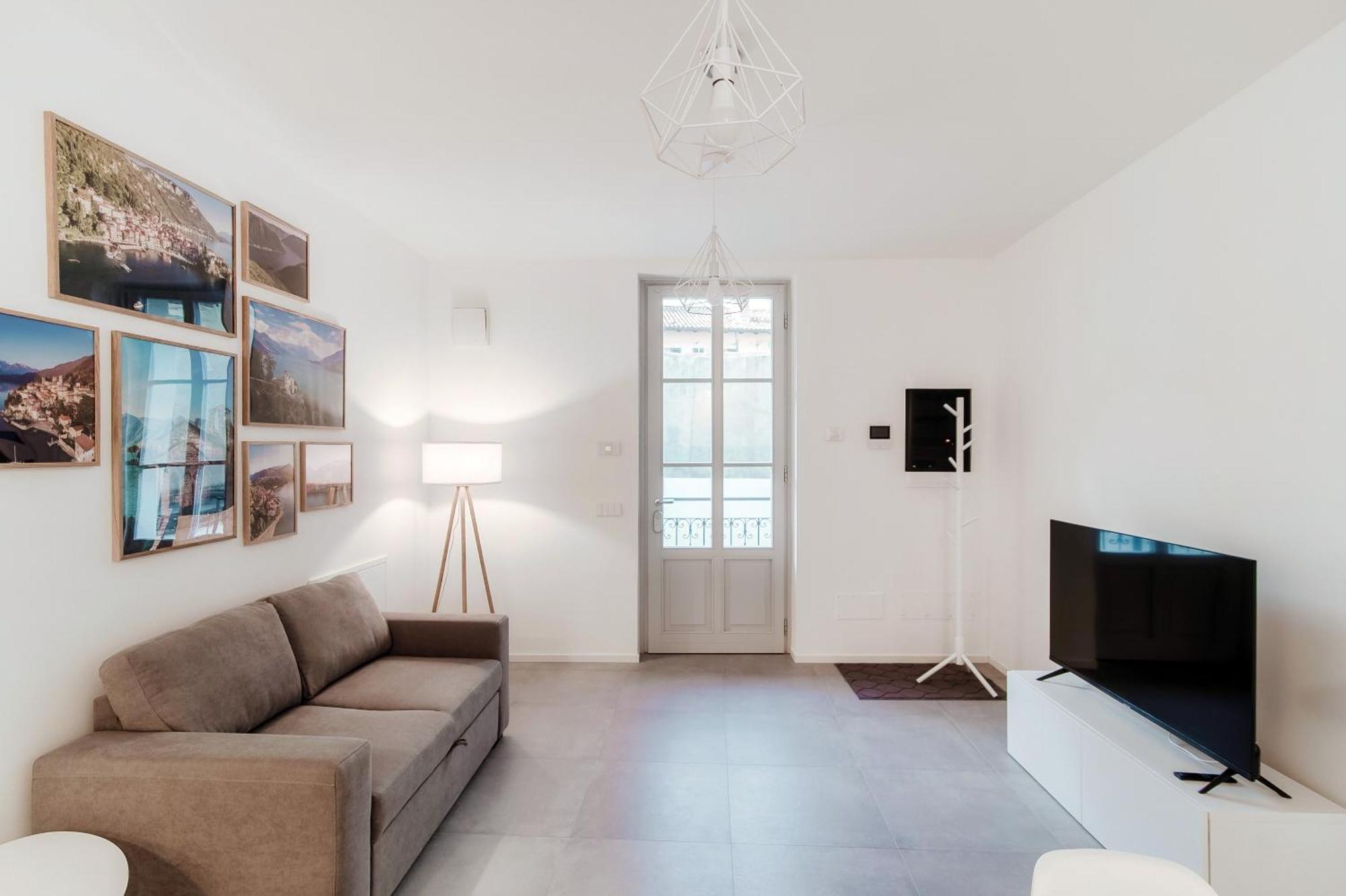 Palazzo Marinetti - By Myhomeincomo Apartment Como