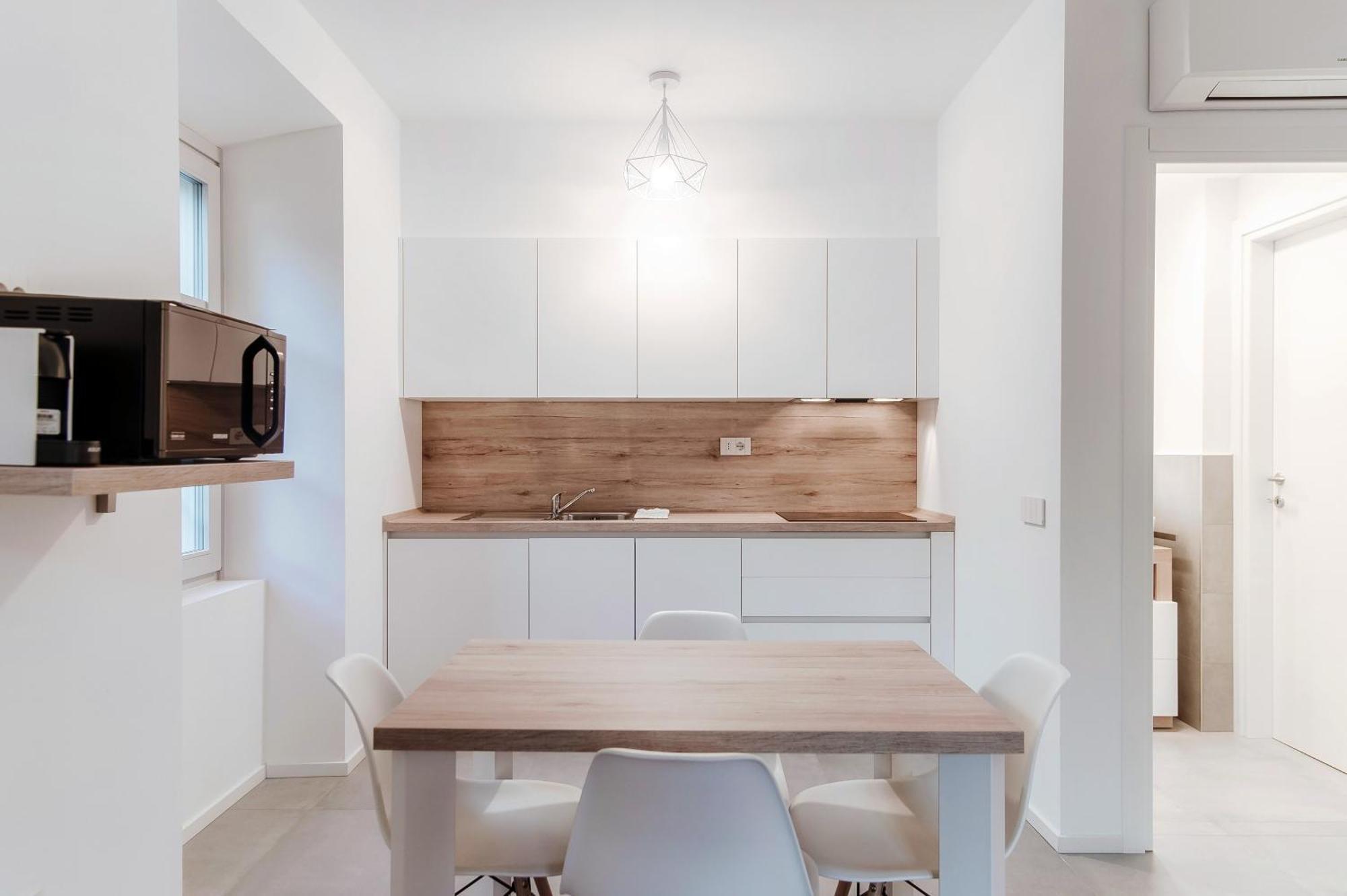Apartment Palazzo Marinetti - By Myhomeincomo Como