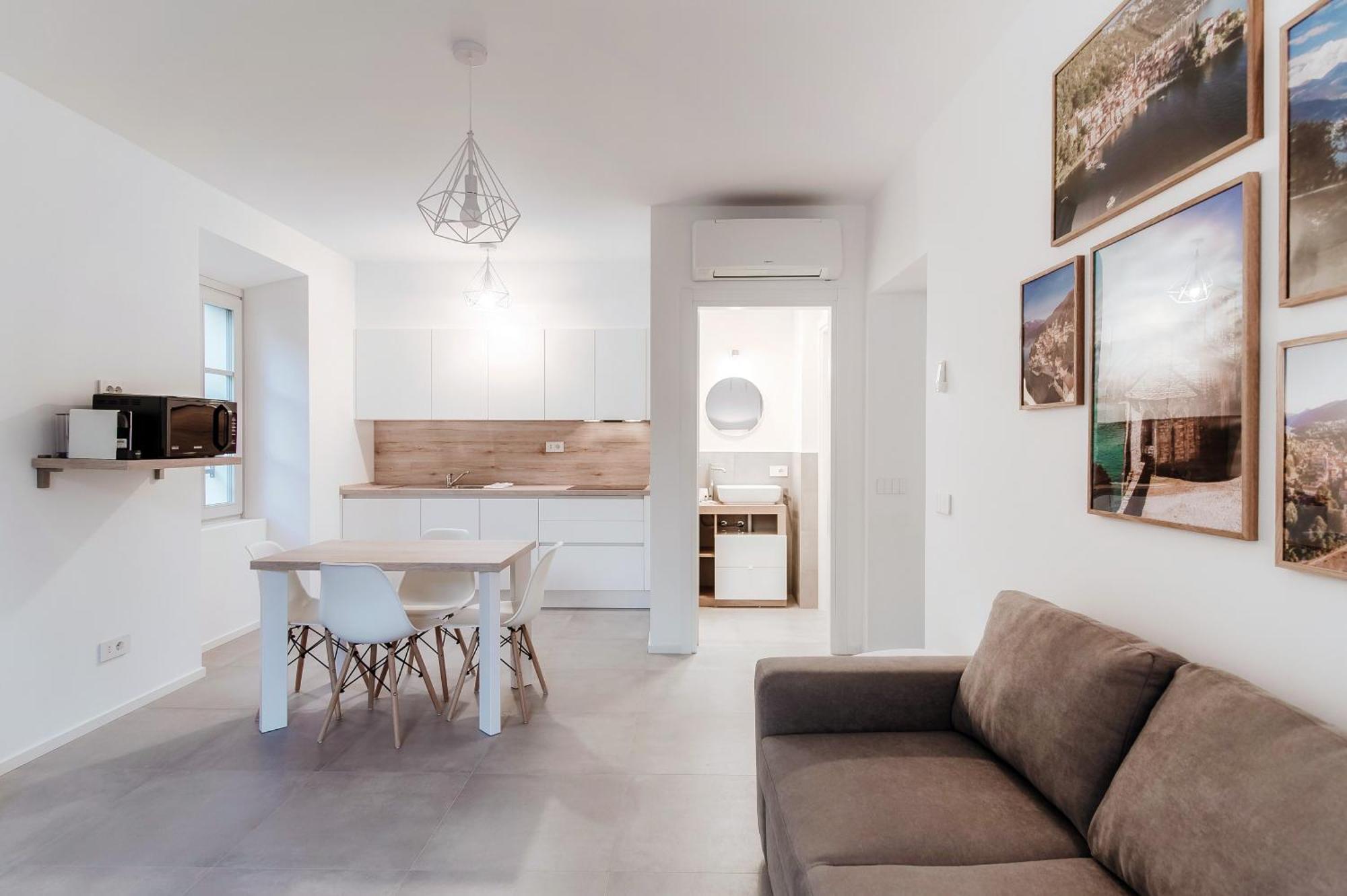 Palazzo Marinetti - By Myhomeincomo * Como