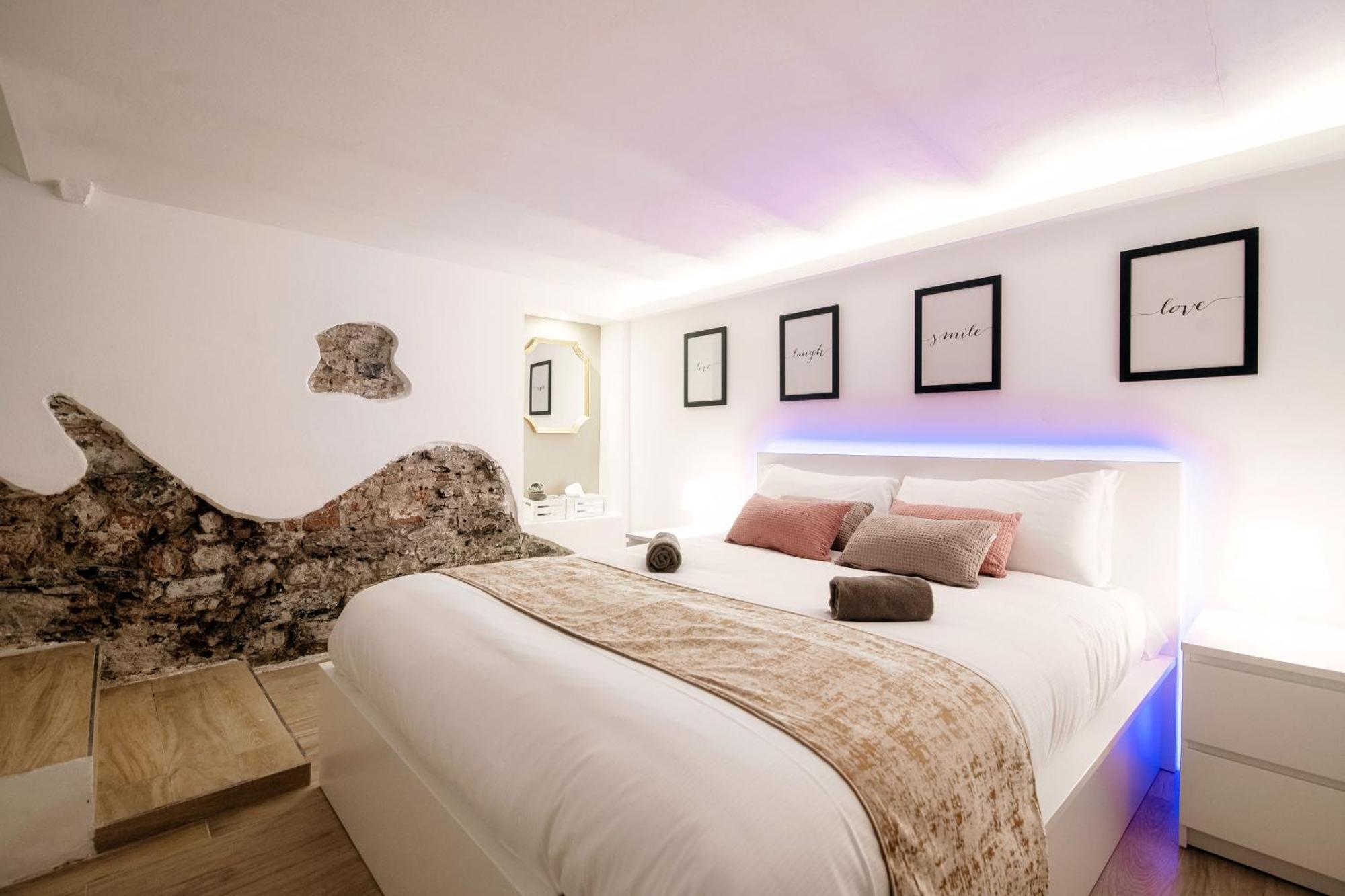 Pebble House *