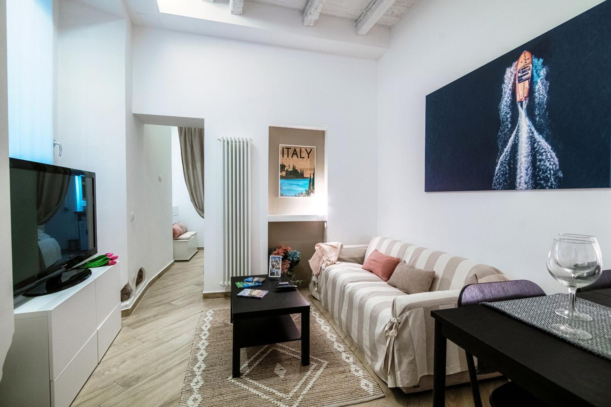 Pebble House Apartment *