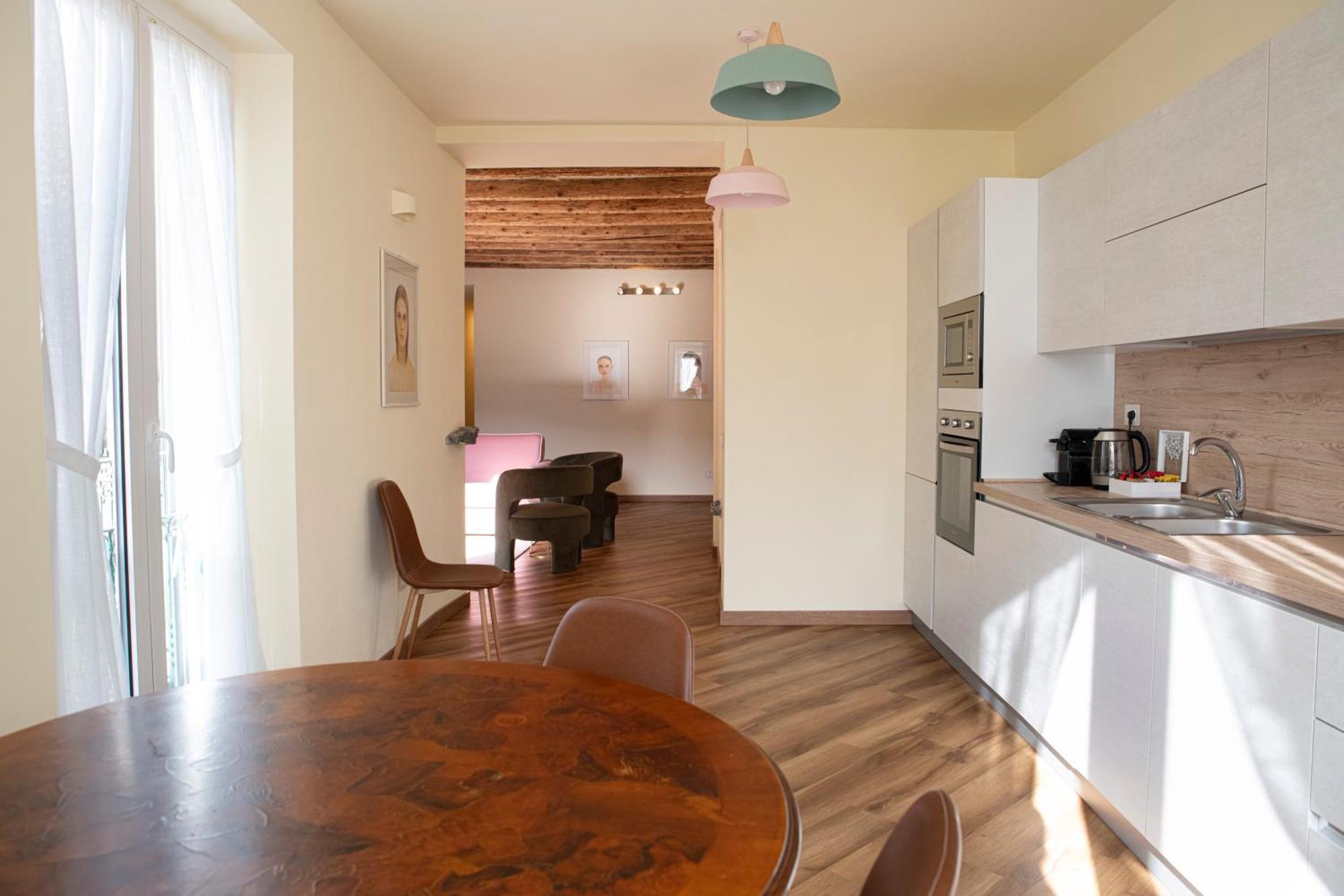 Casa Regina Margherita - Lussuoso Vista Con Parcheggio E Aria Condizionata Apartment *