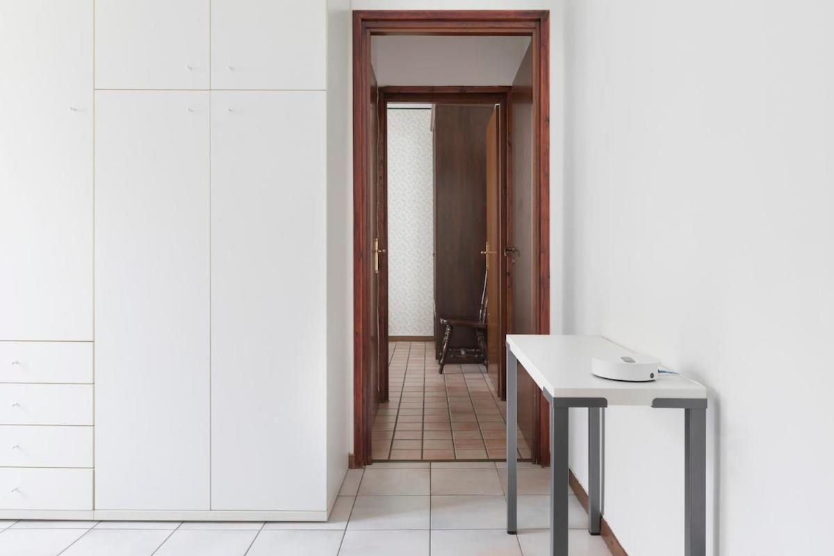 Carlo's - Centre 5 Min From Train Station Apartment *