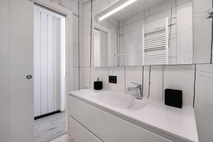 Apartment Le Coccinelle A *
