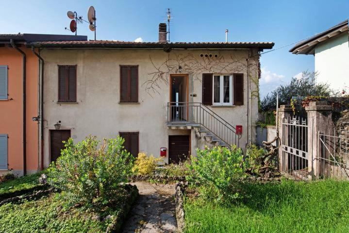 Le Coccinelle A *