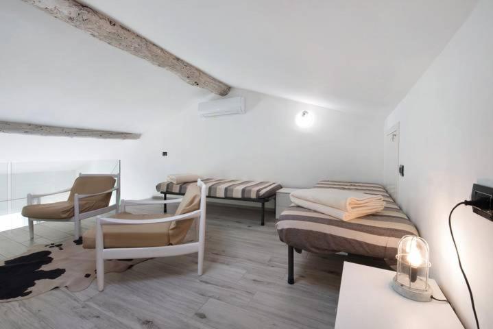 Le Coccinelle A * Lierna