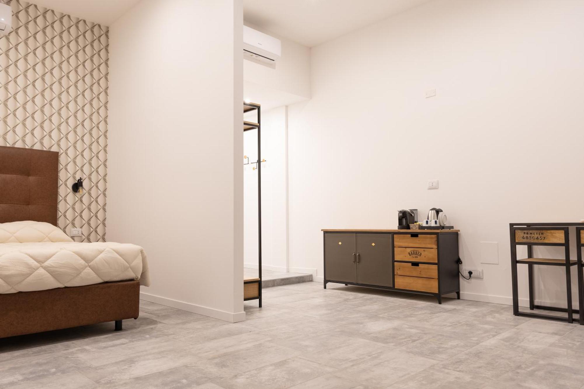 Living Como-rooms&parking *