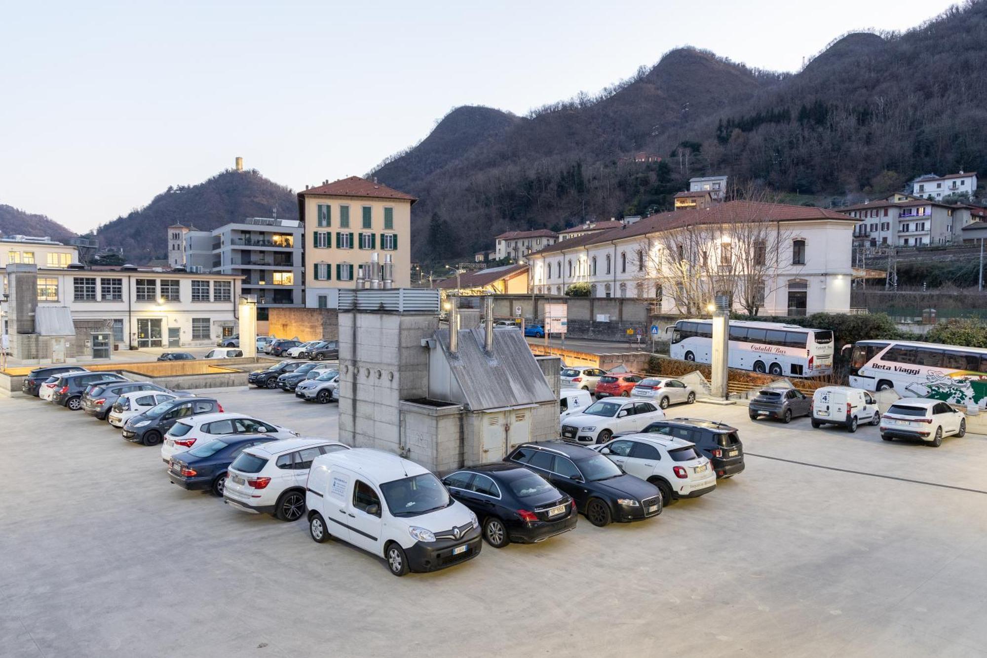 Living Como-rooms&parking Guest house *
