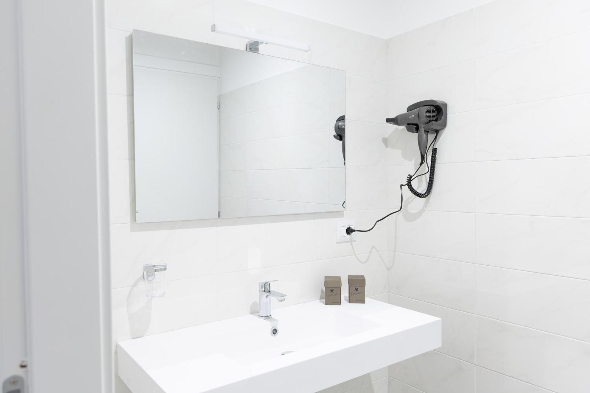 Living Como-rooms&parking Como