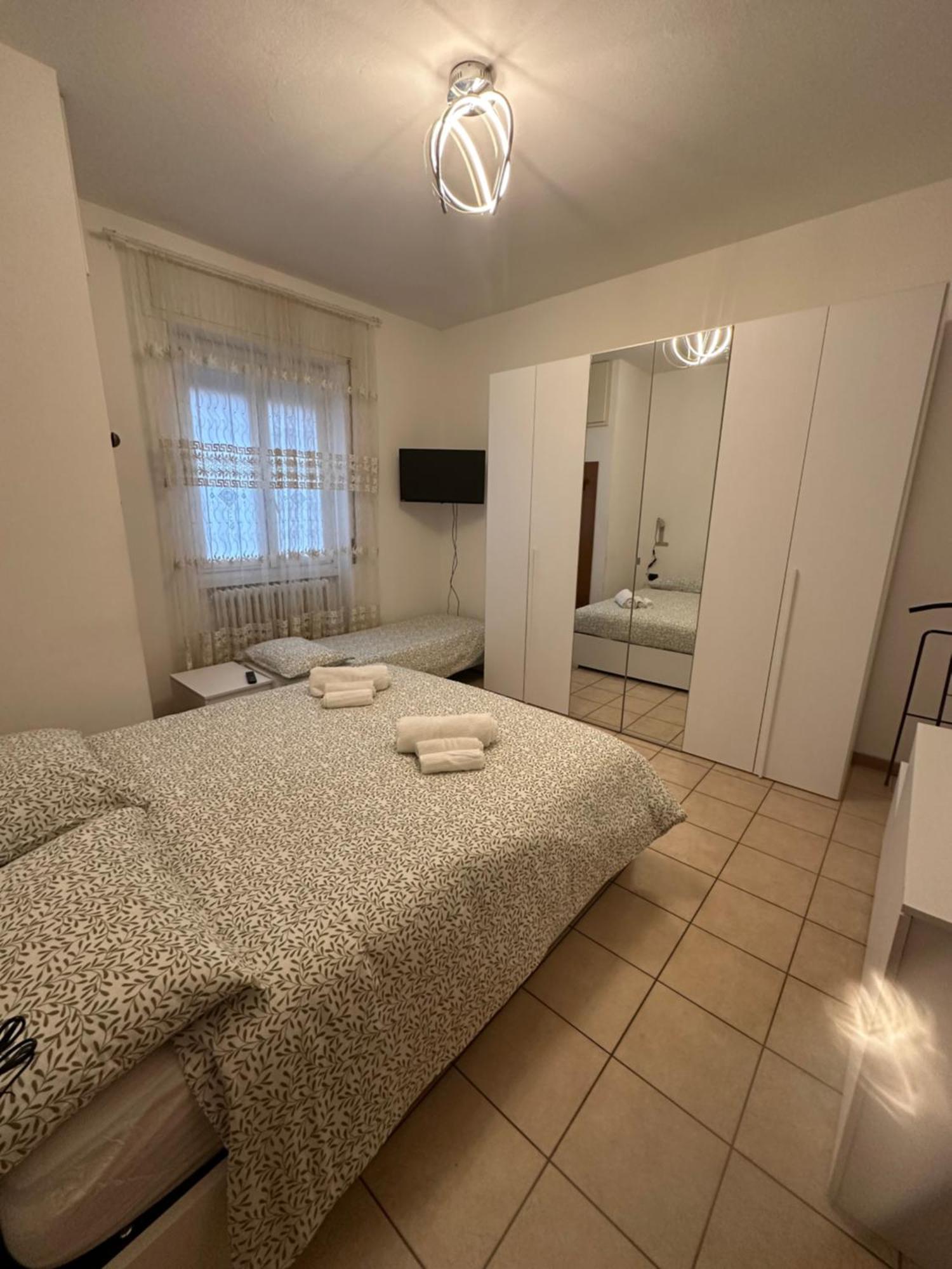 Elegant House By Mony - Free Wi-fi Appartamento *