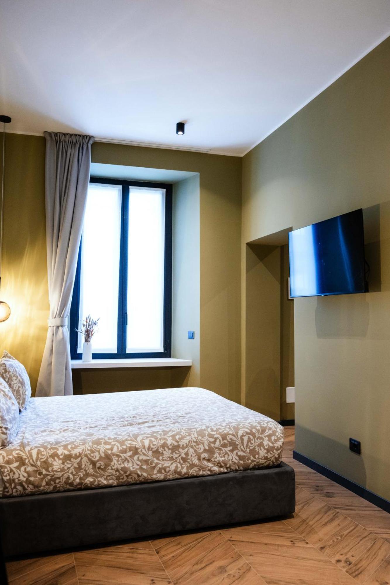 George's Suite&spa With Parking Como