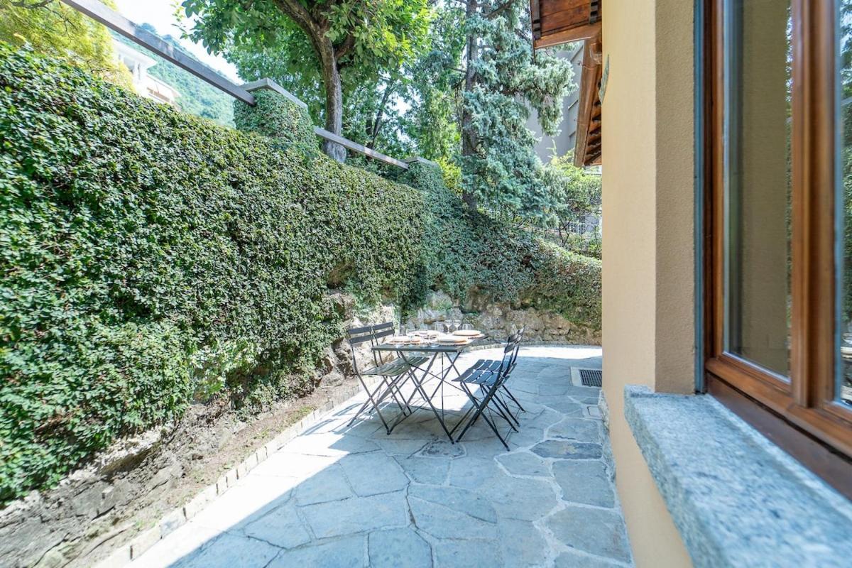Beautiful Just Steps From The * Como