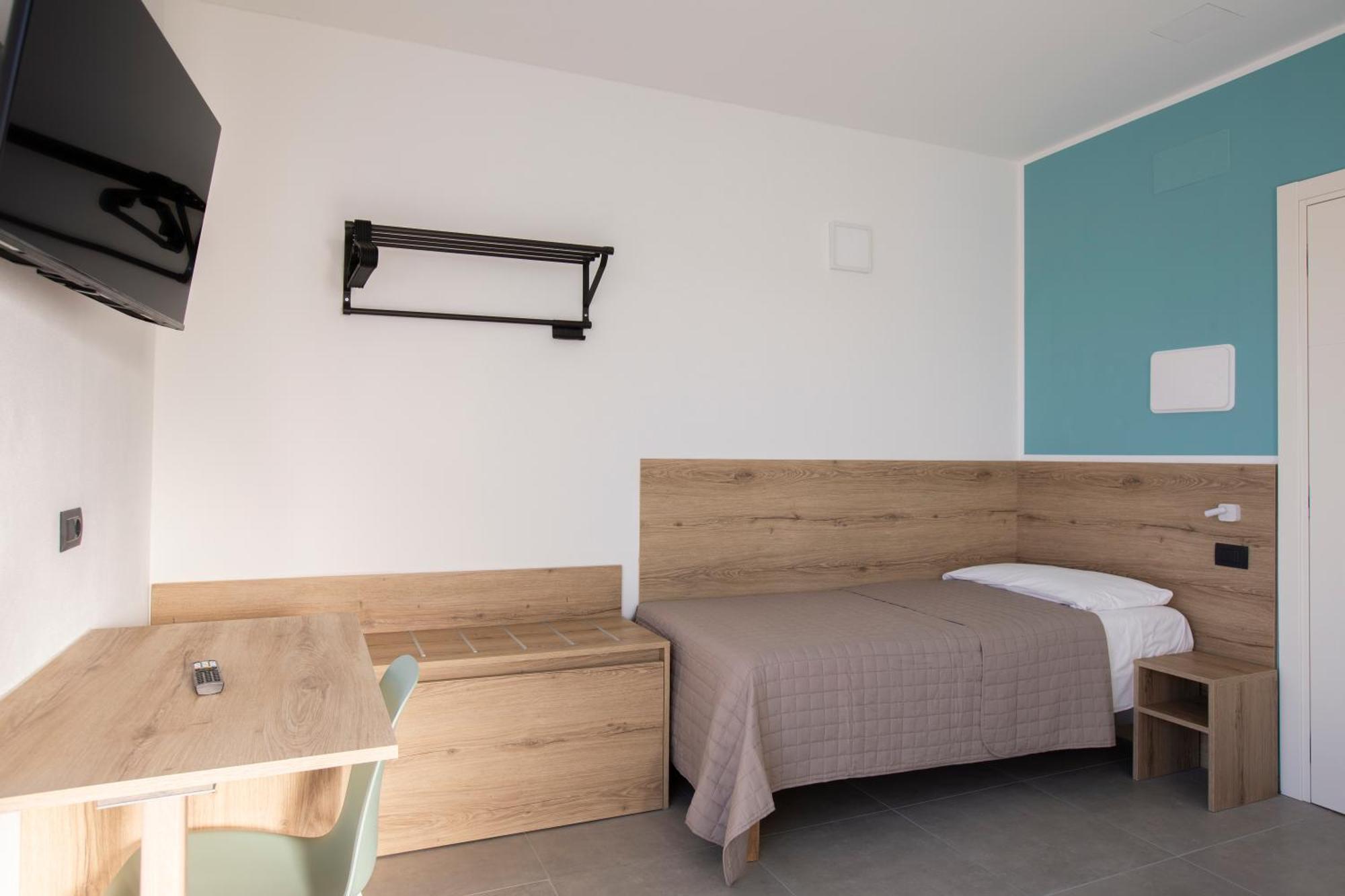 La Di Piazza Motta Bed & Breakfast Albese Con Cassano
