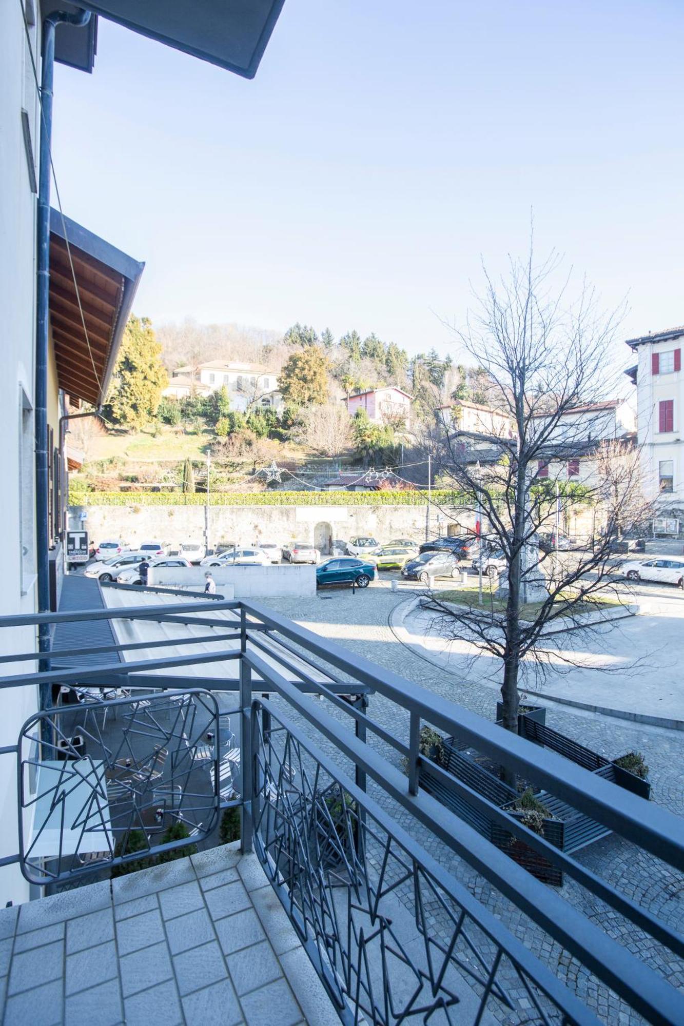 La Di Piazza Motta Bed & Breakfast Albese Con Cassano