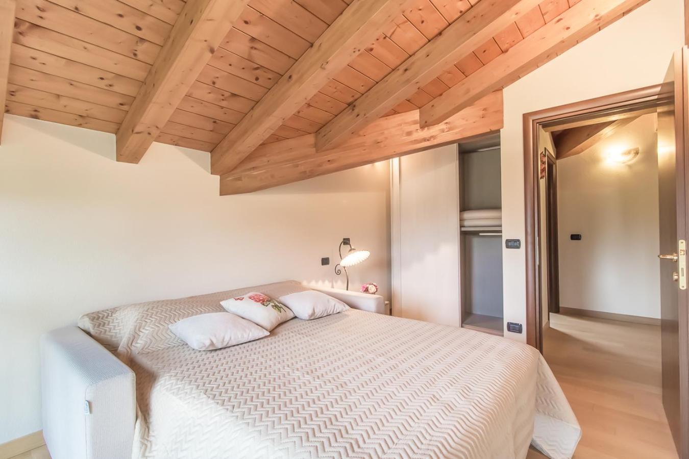 Tulipani 11 - Tremezzina Apartment Tremezzo