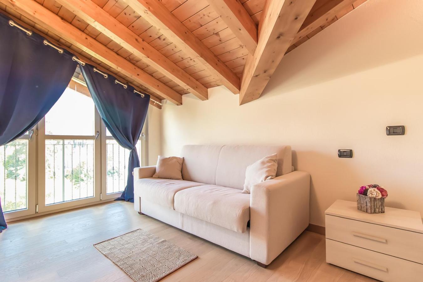 Tulipani 11 - Tremezzina Apartment