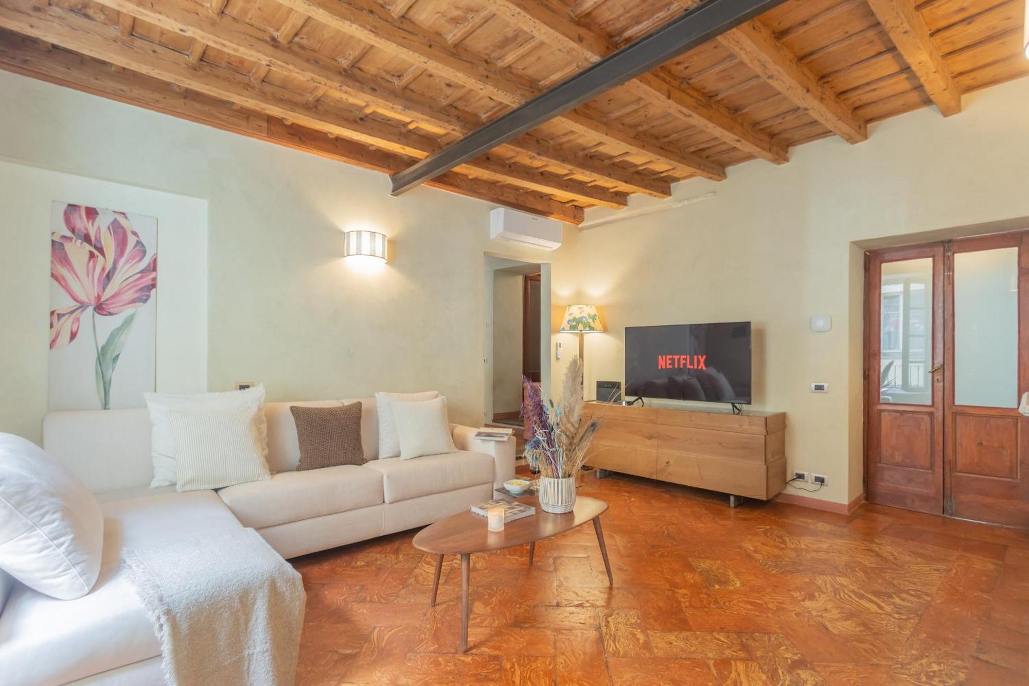 Pantero By Rent Apartment Como