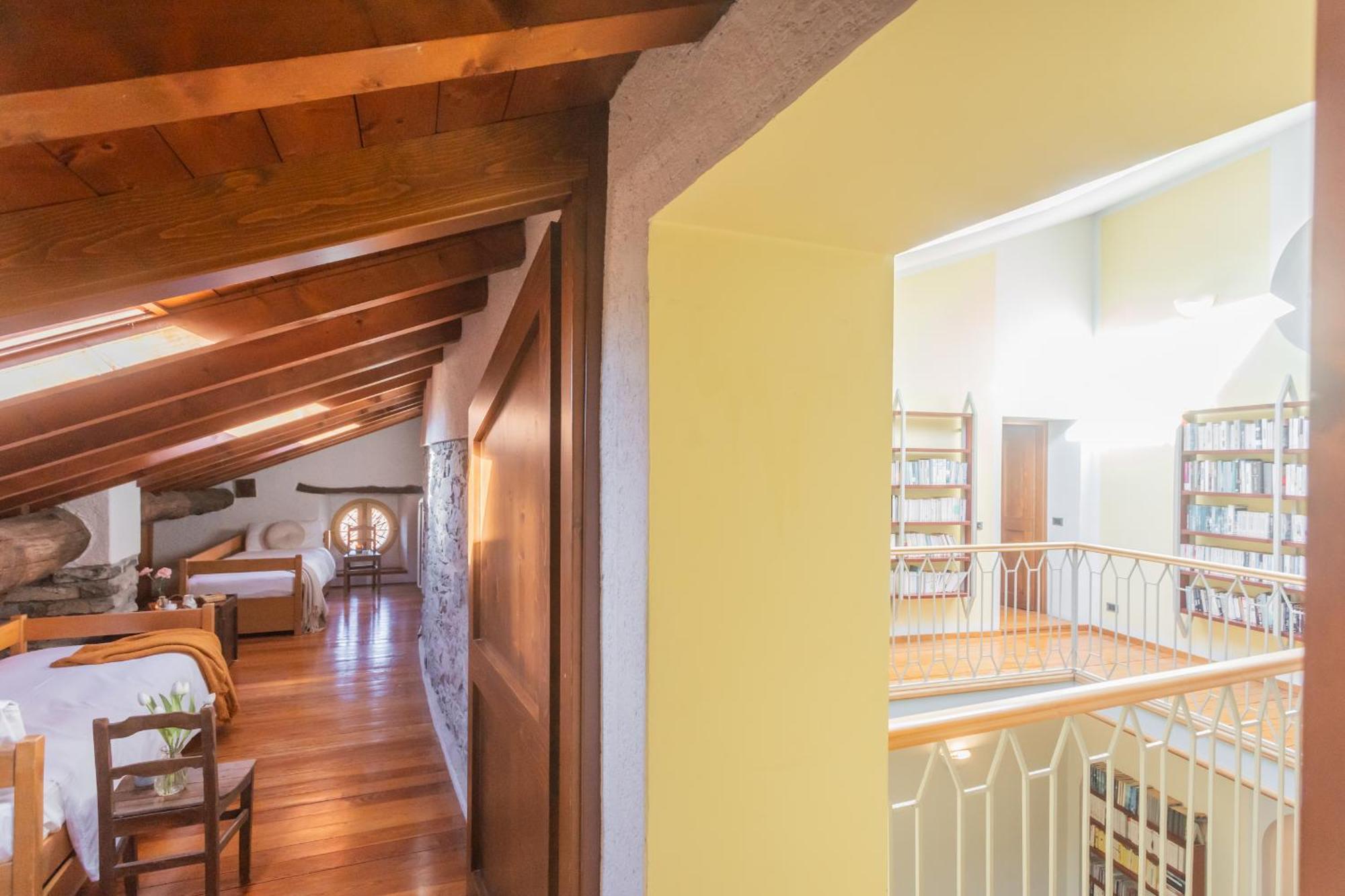 Villa Torre Di Palanzo With Magnificent View By Rent Faggeto Lario