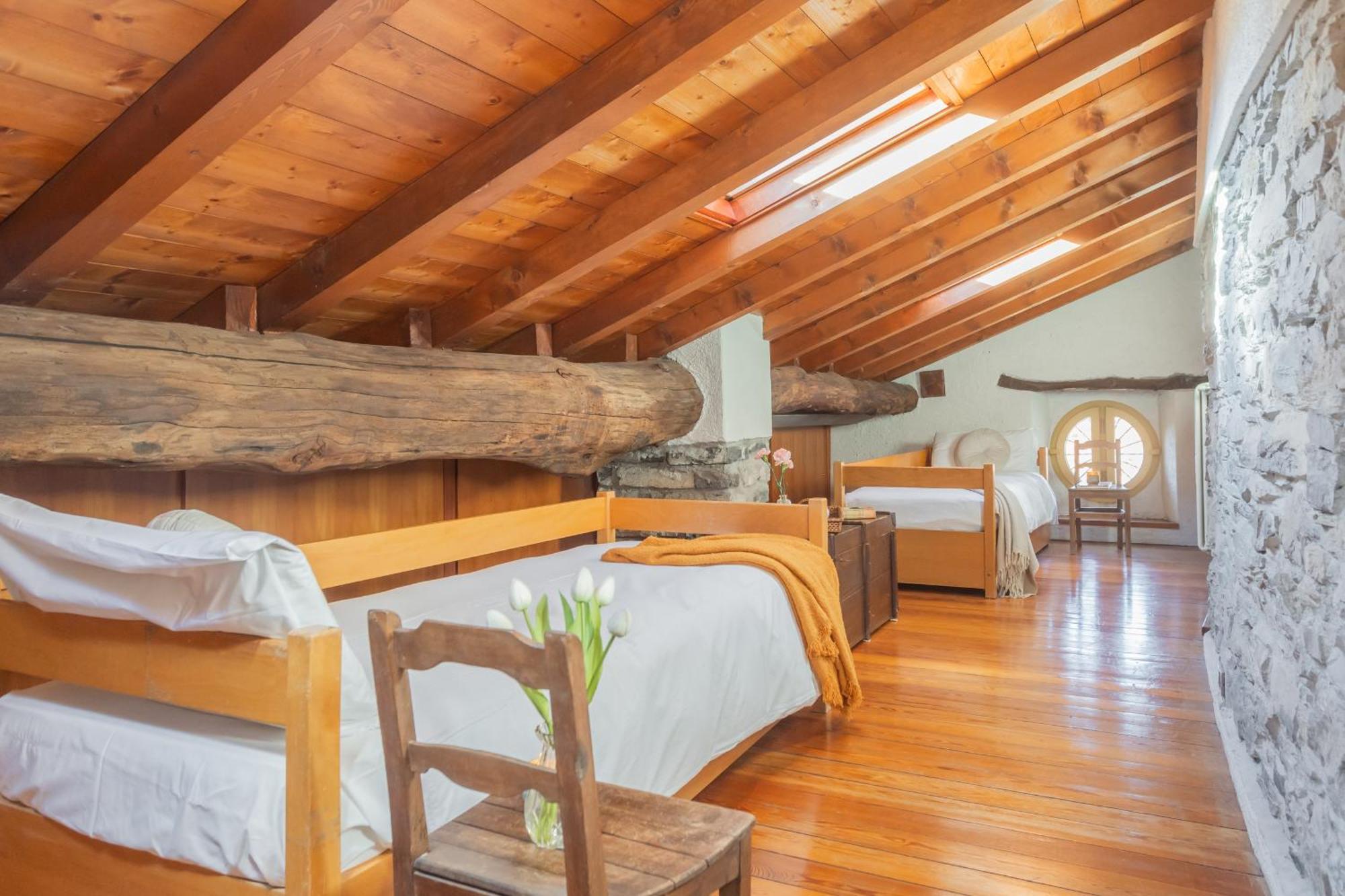 Torre Di Palanzo With Magnificent View By Rent *