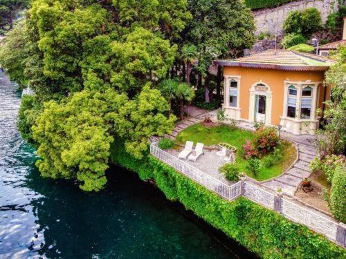 Lakeside Serenity Holiday home