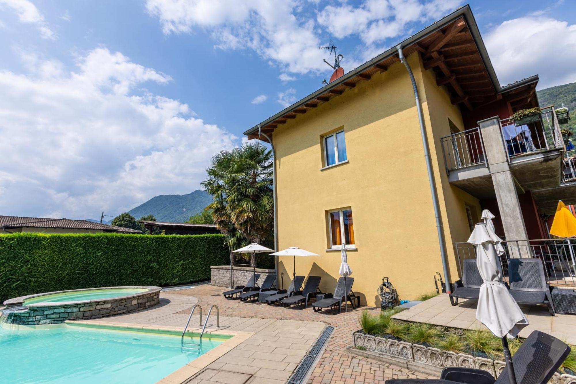 Aparthotel Spluga 