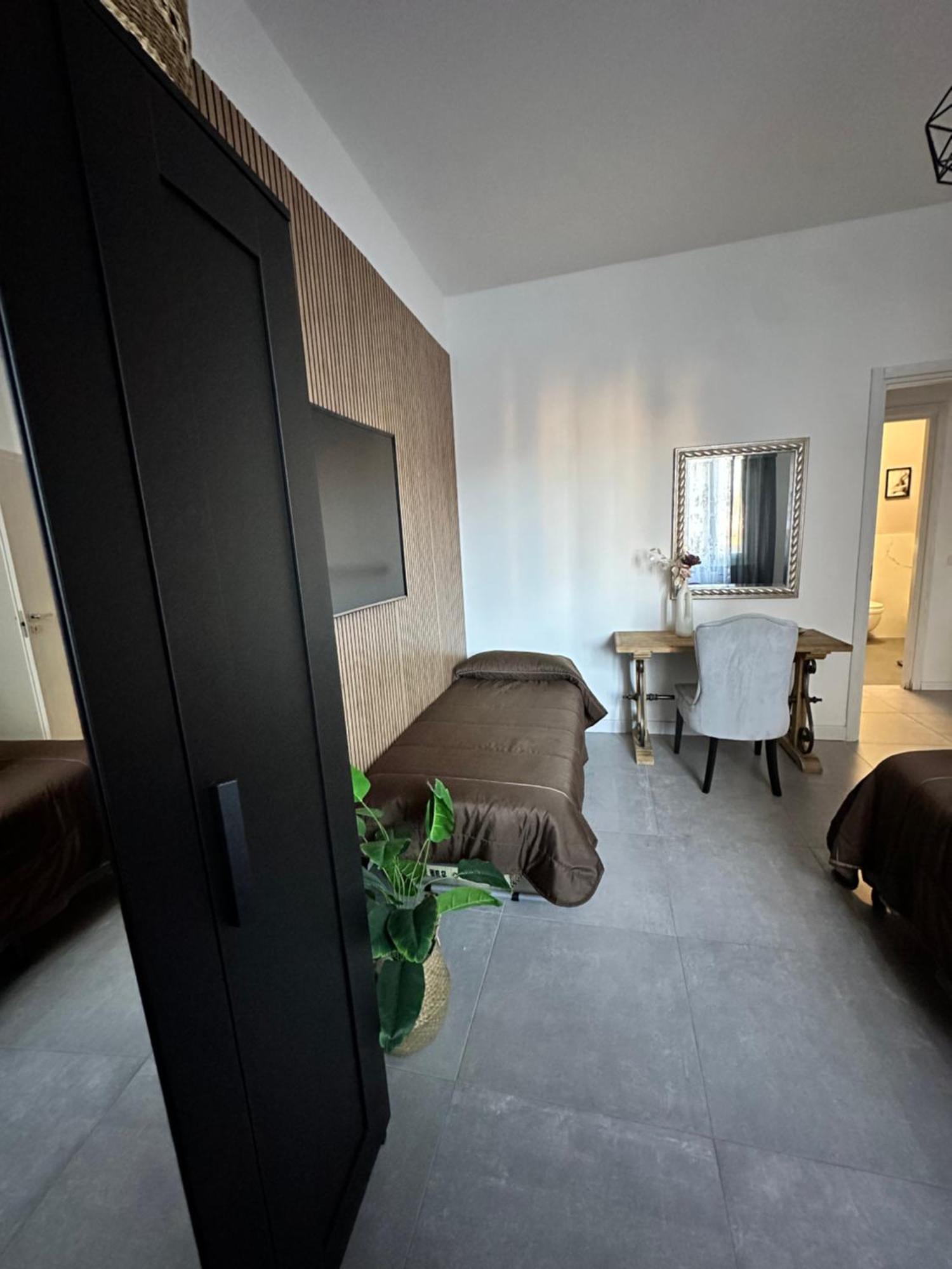 Apartment Dolce - Free Parking Como