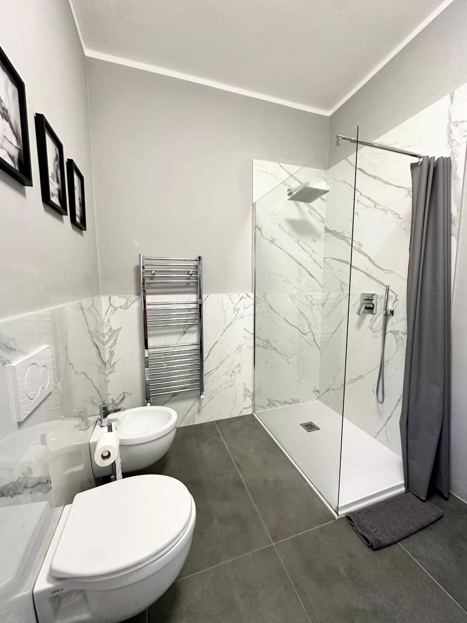 Dolce - Free Parking Apartment Como