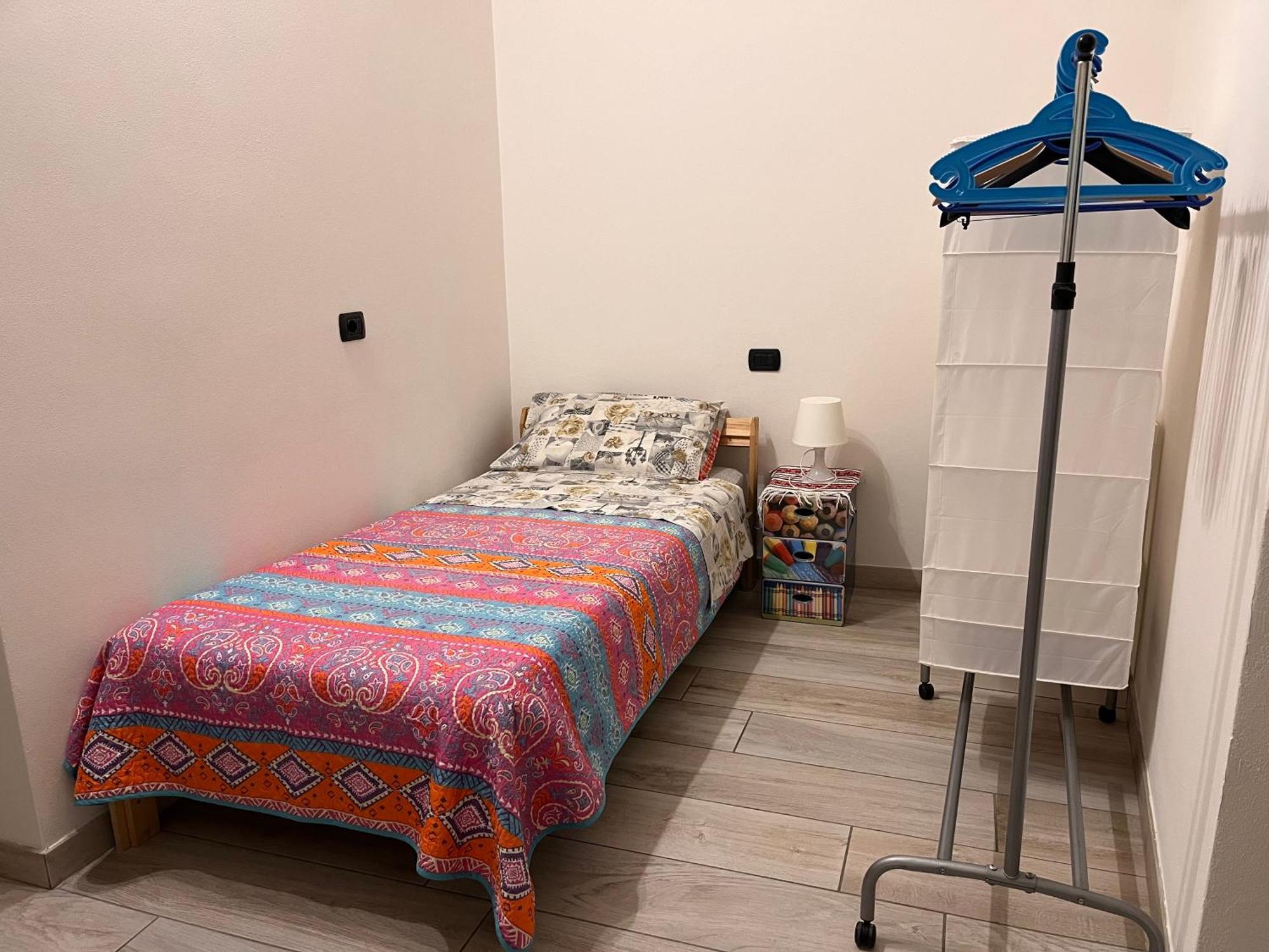 Il Cortile Single & Double In No Bed & Breakfast