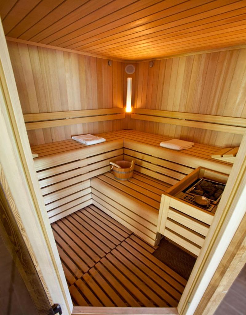 Cascina Borgofrancone Aparthotel 3*