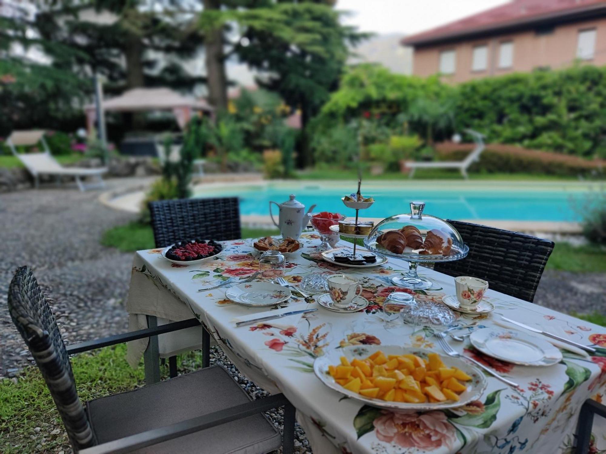 Laura Bed & Breakfast *