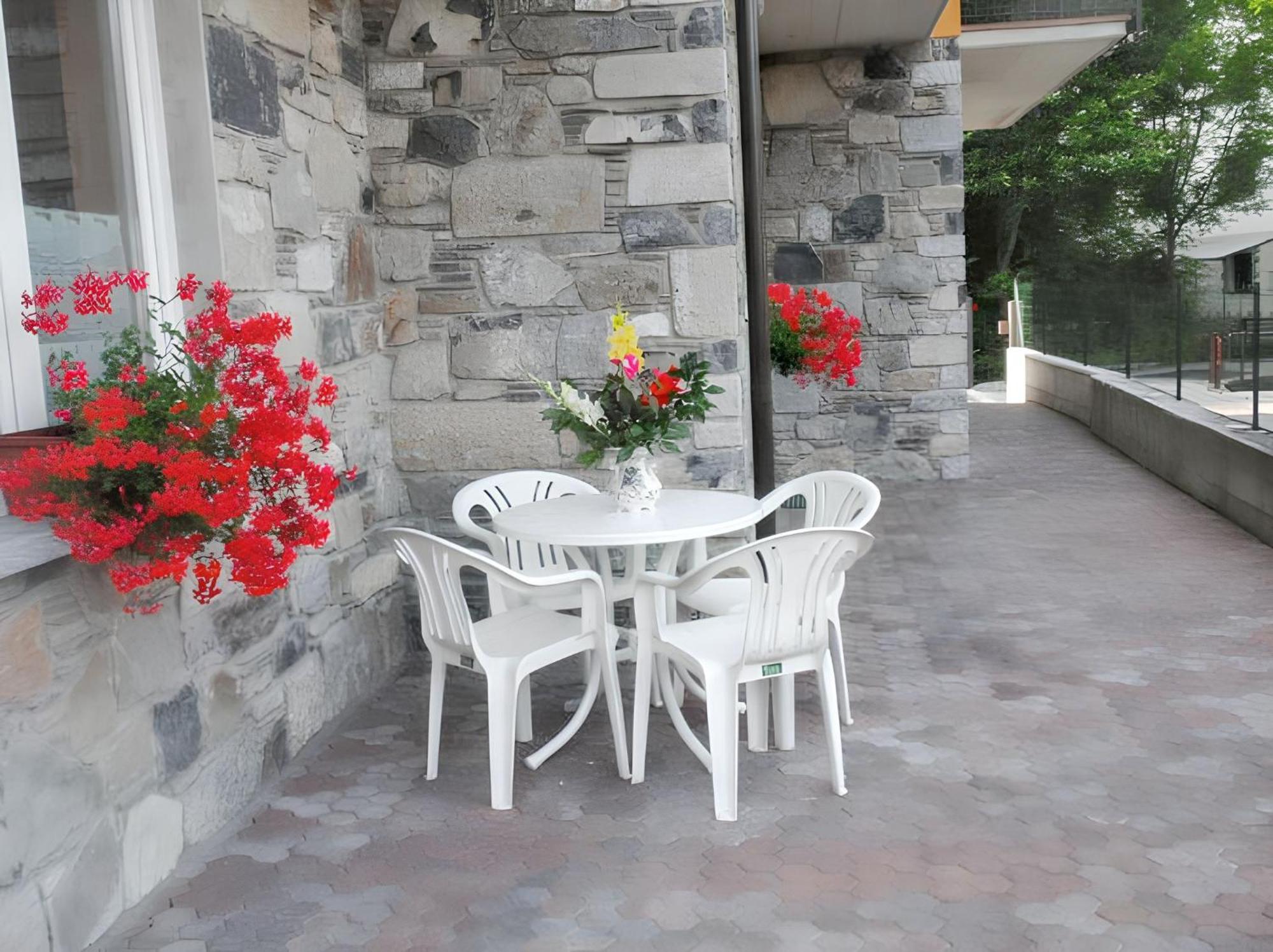 Apartment Cosy With Panoramic View In Livo 70 M² Terrace Livo (Lombardy)