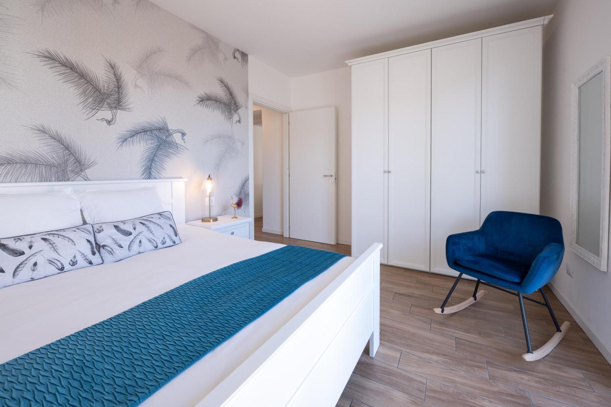 Apartment Lora Feathers Suite, Free Parking, Self Check In,4