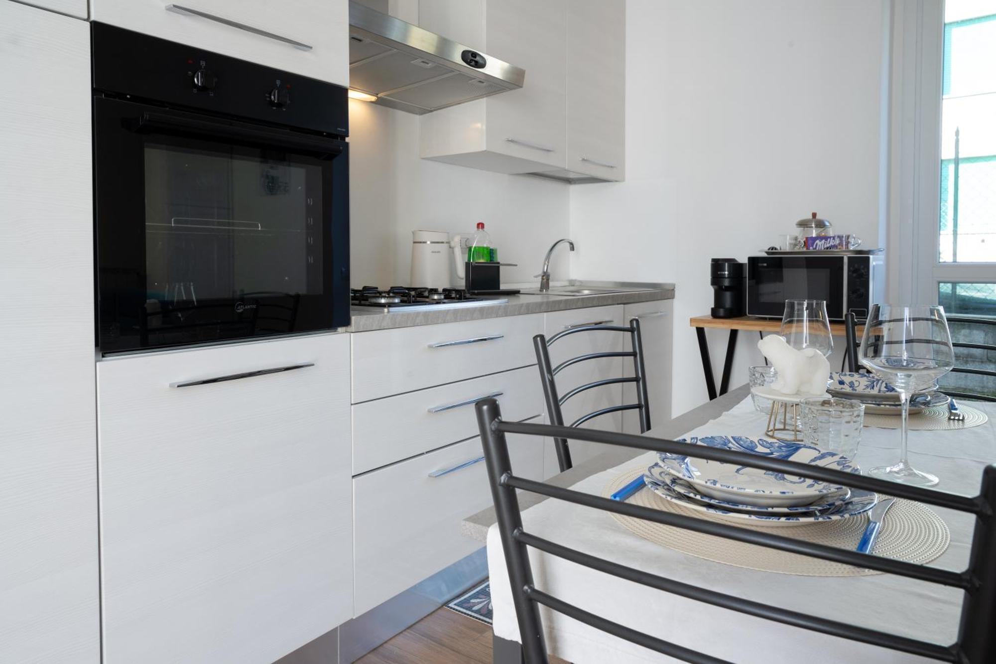 Lora Apartment,free Private Parking, Self Check In,1 Apartment *