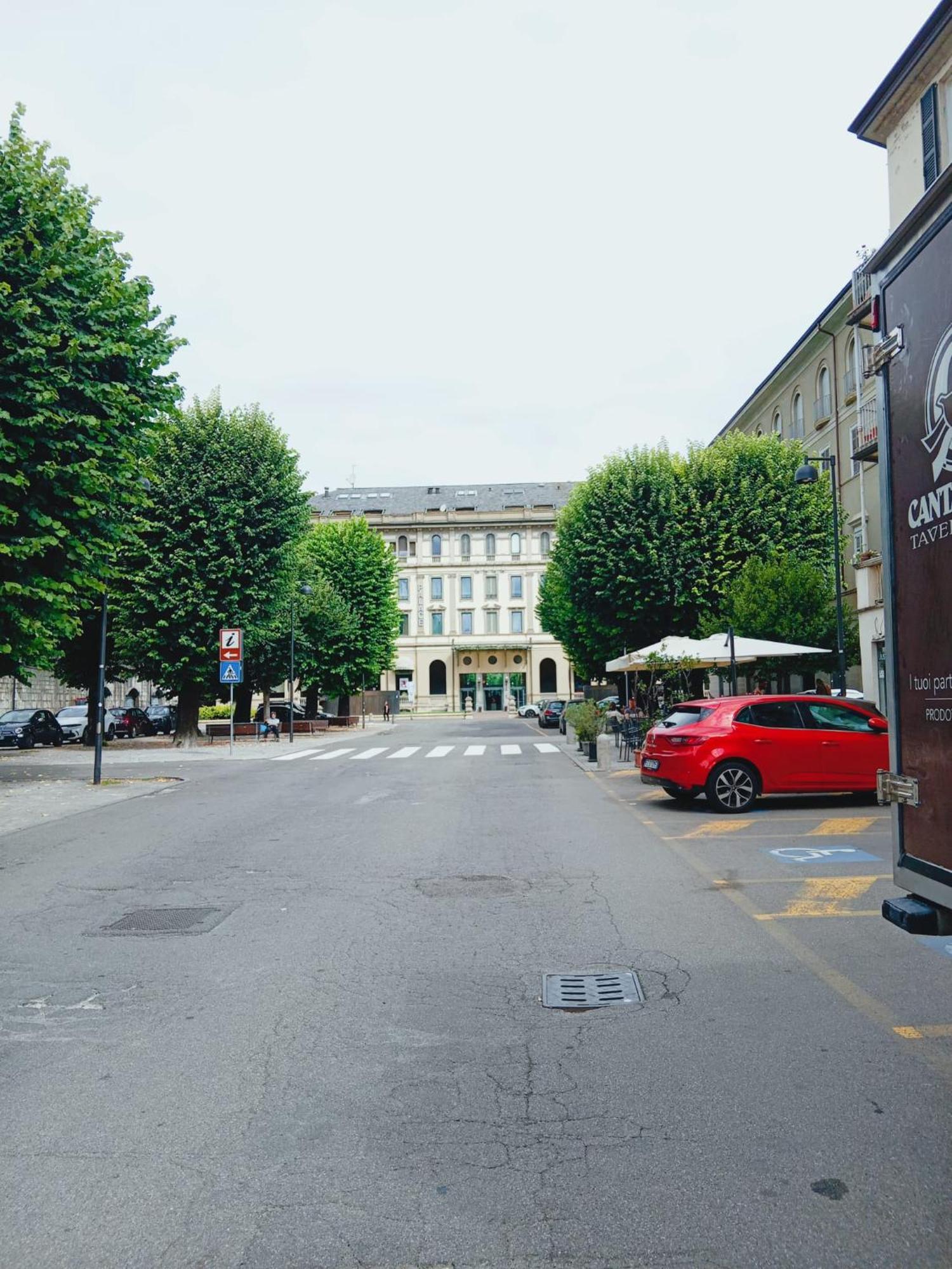 History Luxury By Revenue House Apartment *