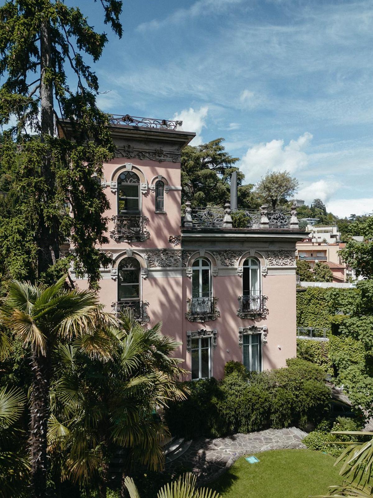 Liberty Guest house Como