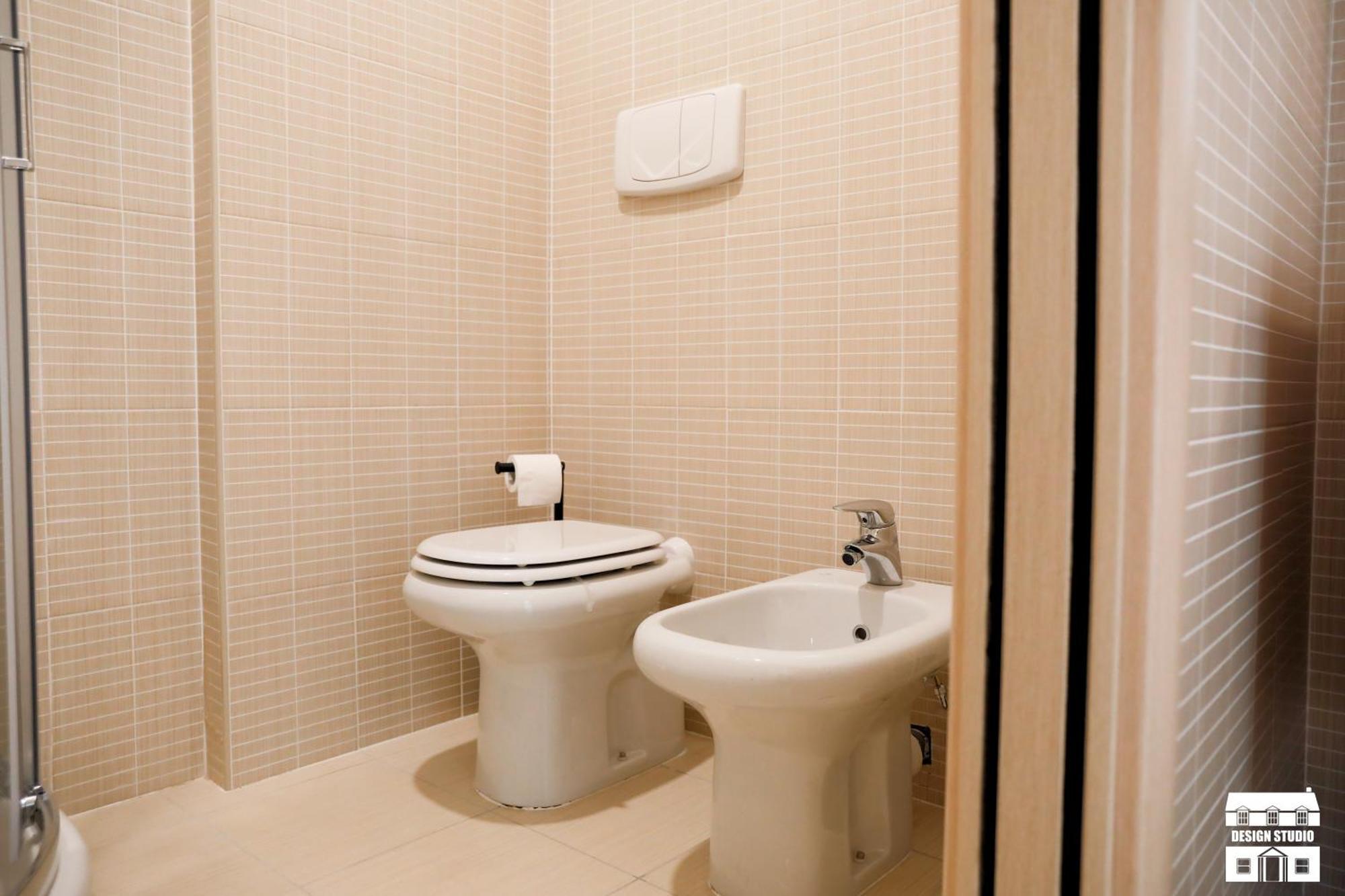 Golden View By Design Apartment