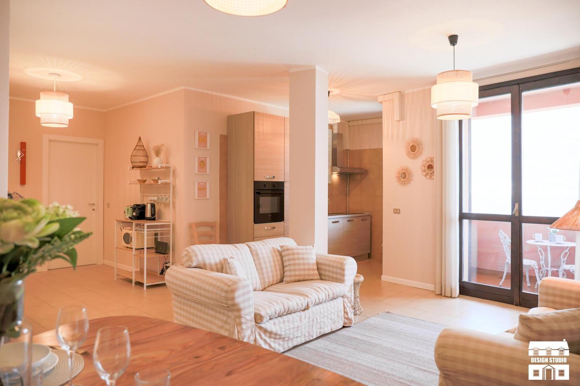 Apartment Panoramic By Design *