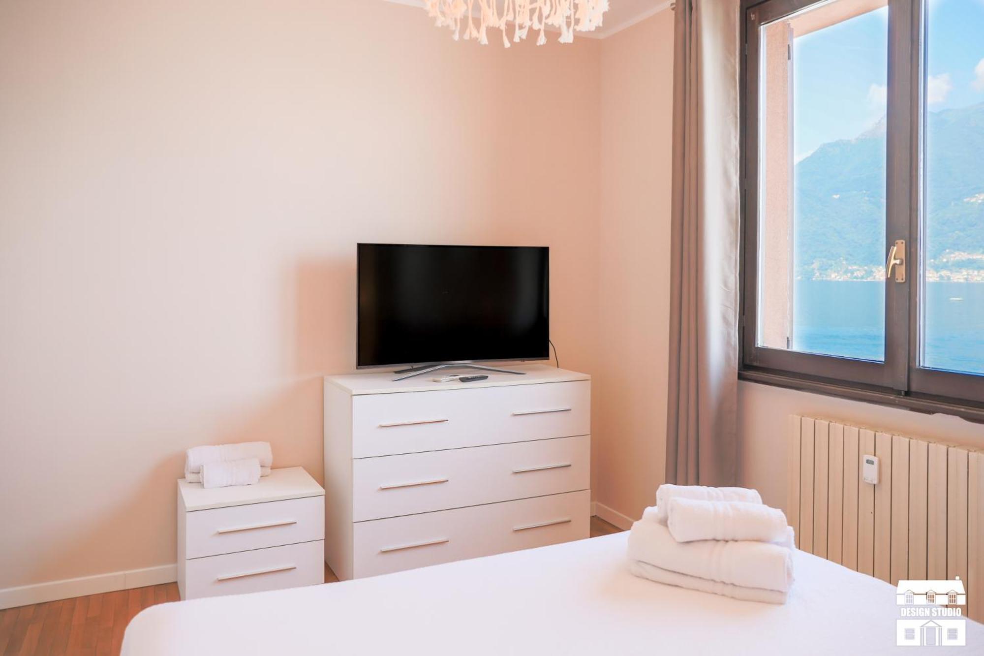Apartment Panoramic By Design